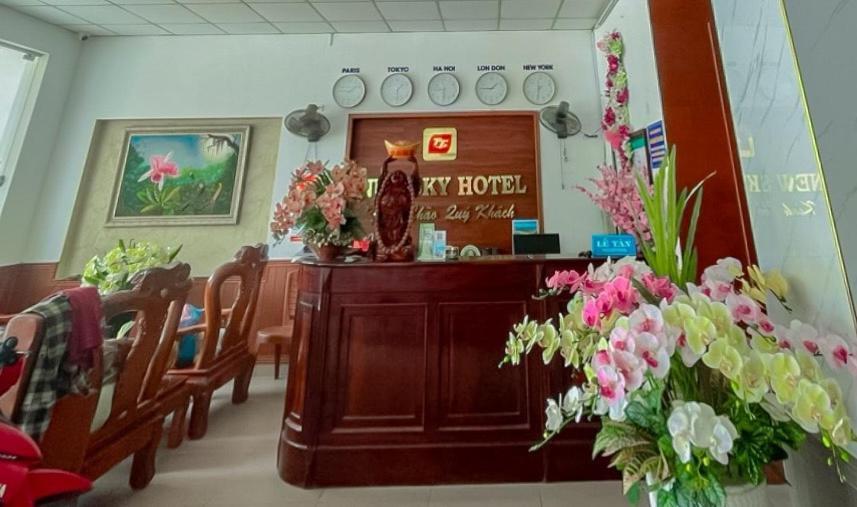 New Sky Hotel Cửa Lò Esterno foto